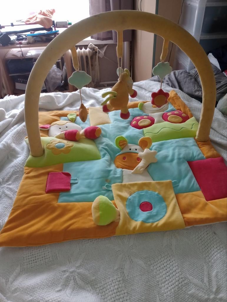 Tapijt enboog, Enlèvement, Comme neuf