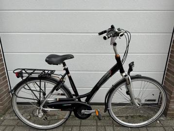 Batavus damesfiets, maat 53, in goede en nette staat beschikbaar voor biedingen