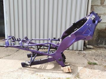 SUZUKI RF600 frame + papieren  beschikbaar voor biedingen