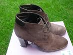 chaussure boots en cuir 38 très bon état, Ophalen, Zo goed als nieuw, Bruin