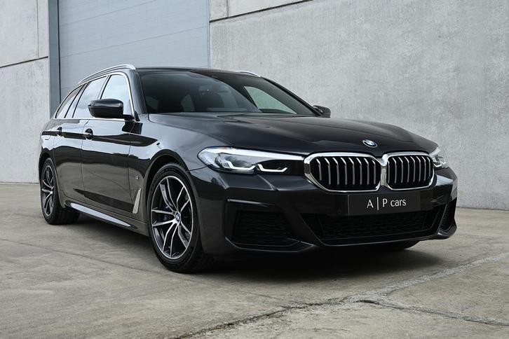 BMW 530 Touring FACELIFT | M-pakket | M-brakes | carplay, Auto's, BMW, Particulier, 5 Reeks, Achteruitrijcamera, Benzine, Euro 6