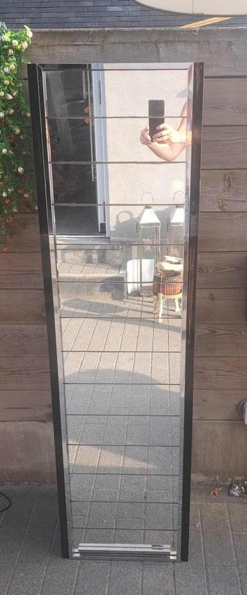 rolluikkast met spiegel  beschikbaar voor biedingen