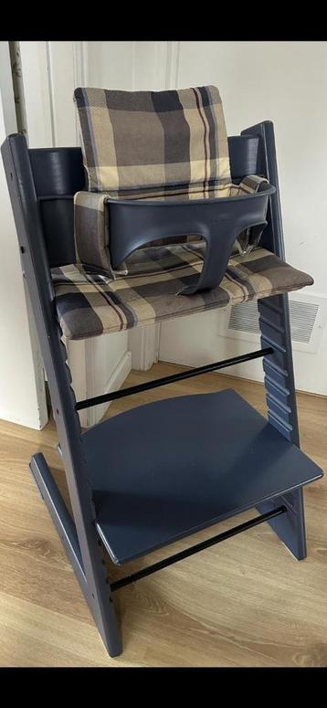 Stokke Tripp Trapp 3-in-1 blauwe stoel met kussen beschikbaar voor biedingen