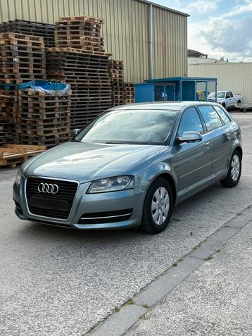 AUDI A3 1.6TDI EURO 5 DIESEL, Boîte manuelle, Noir, 5 portes, Particulier