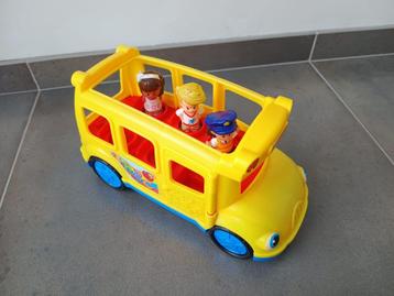 Fisher Price schoolbus beschikbaar voor biedingen