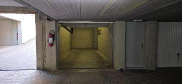 Individueel afsluitbare dubbele garage Kessel-Lo, Leuven beschikbaar voor biedingen