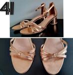Sandalen rose/ goud 41 1x gedragen NIEUWSTAAT, Kleding | Dames, Trouwkleding en Trouwaccessoires, Ophalen of Verzenden, Zo goed als nieuw
