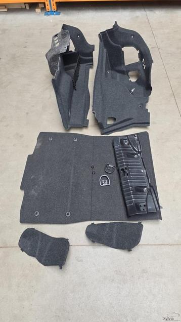 Bekleding set kofferbak bagageruimte Antraciet / zwart BMW 1 beschikbaar voor biedingen