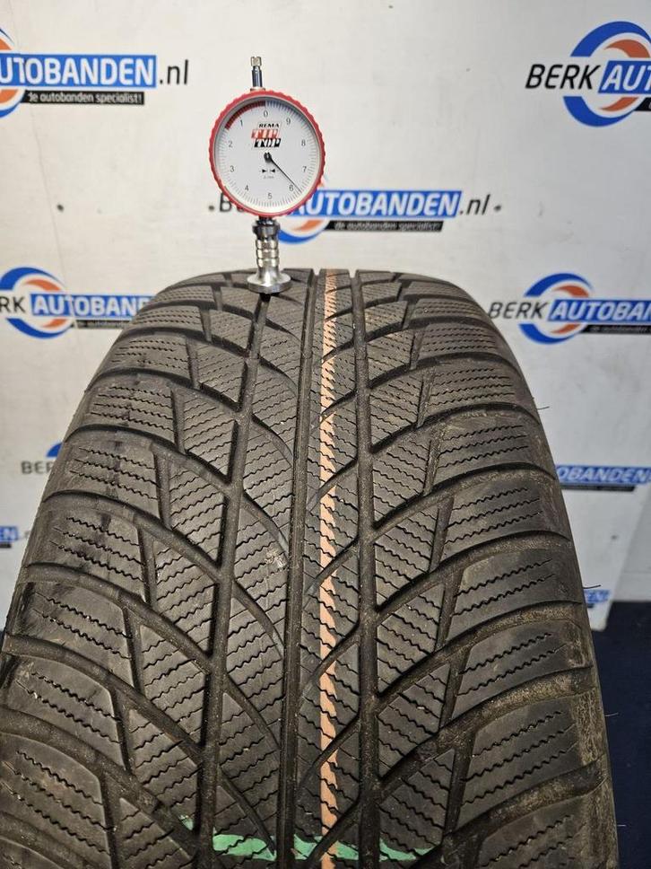 2x Bridgestone Blizzak LM001 (RFT) 225/50 R18 95H 225/50/18, Auto-onderdelen, Banden en Velgen, Band(en), Winterbanden, 18 inch