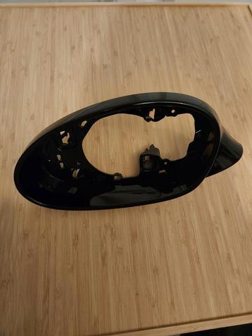 Bmw e90 e91 linker spiegel behuizing  beschikbaar voor biedingen