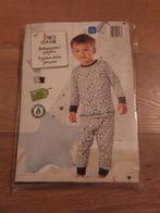 Nieuwe baby pyjama lichtgrijs maat 74/80 BIO katoen, Vêtements de nuit ou Sous-vêtements, Garçon, Enlèvement ou Envoi, Neuf