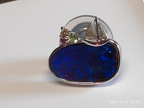 Broche en or 18ct avec opale boulder, certificat IGI, Bijoux, Sacs & Beauté, Broches, Comme neuf, Or, Bleu, Envoi