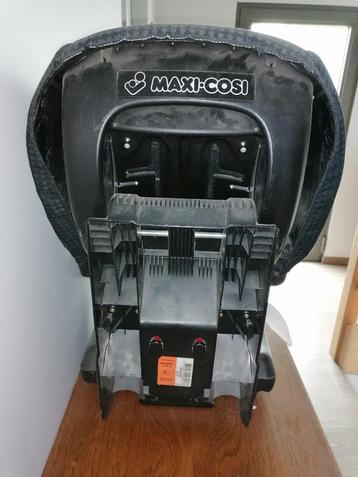 Autostoel van Maxi-Cosi.  beschikbaar voor biedingen