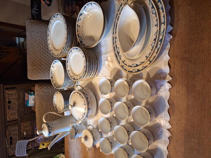 compleet 12-delig japans servies richelieu in perfecte staat, Antiek en Kunst, Antiek | Servies compleet, Ophalen
