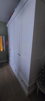 Landelijke, massieve kleerkast, 4 deurs ( 2 stuks ), Huis en Inrichting, Ophalen, Met hangruimte, 200 cm of meer, 200 cm of meer
