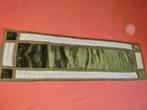 Oud kleedje 73 x 23 cm groen fluweel met handgeborduurde blo, Antiek en Kunst, Ophalen of Verzenden