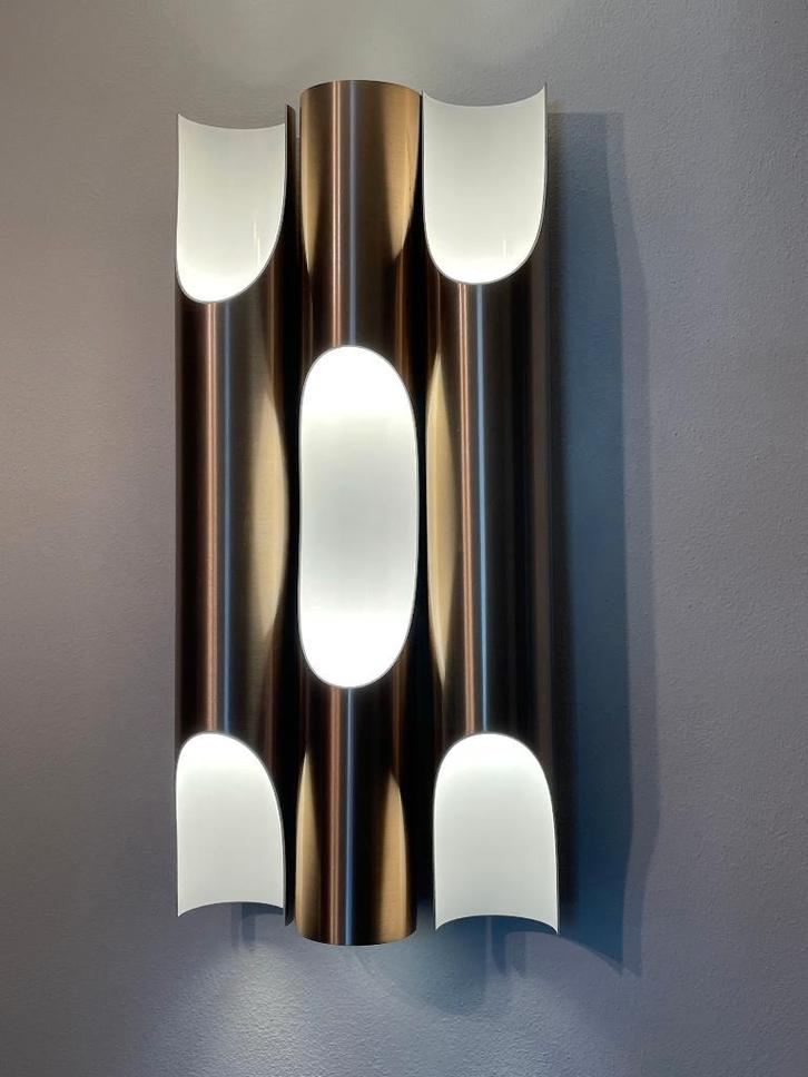 2x Raak Maxi Fuga XL wandlamp: 3 kolom bronskleurig, Maison & Meubles, Lampes | Appliques, Utilisé, Métal, Enlèvement ou Envoi