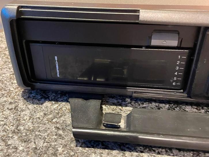 Chargeur CD Porsche original, Autos : Pièces & Accessoires, Électronique & Câbles, Porsche, Enlèvement ou Envoi