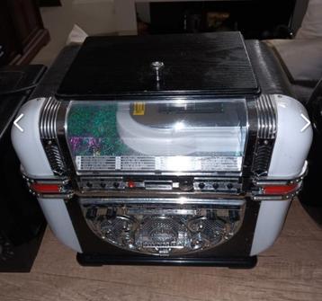 Retro look Jukebox Berlin RR700 voor muziek cd’s met radio. beschikbaar voor biedingen