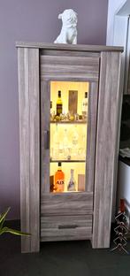 Vitrinekast in Nieuwstaat !, Huis en Inrichting, Kasten | Vitrinekasten, Ophalen, Zo goed als nieuw