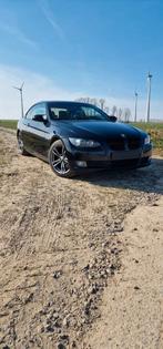 bmw 320d (e93), Auto's, Achterwielaandrijving, 4 cilinders, Cabriolet, Zwart