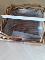 rieten mandje bruinkleurig 19 cm grof geweven, Huis en Inrichting, Woonaccessoires | Schalen en Manden, Mand, Vierkant, Ophalen of Verzenden