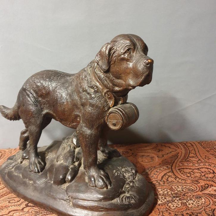 Gezocht aparte stukken black forest of zwarte woud snijwerk, Antiek en Kunst, Kunst | Beelden en Houtsnijwerken, Ophalen