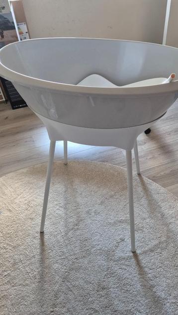 Baby badje beschikbaar voor biedingen