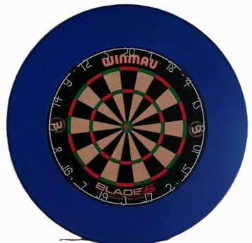 Winmau Blade 5 & Surround Blauw. beschikbaar voor biedingen