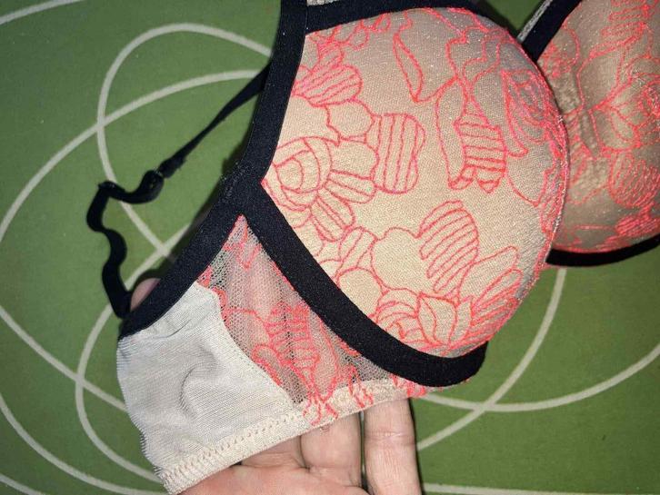 BH 75C - merk Marie-Jo - Nieuwstaat !, Kleding | Dames, Ondergoed en Lingerie, BH, Ophalen of Verzenden