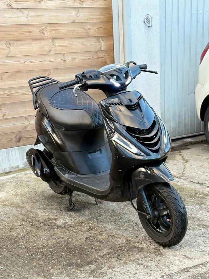 Piaggio Zip A klasse 80cc 4Takt start rijd, Fietsen en Brommers, Scooters | Piaggio, Zo goed als nieuw, Zip, Ophalen of Verzenden