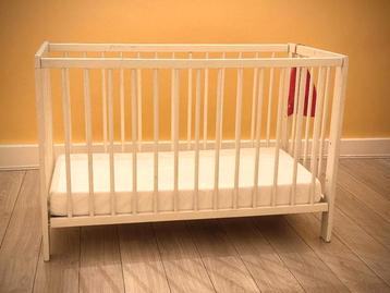 lit pour bébé beschikbaar voor biedingen