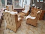 Set van 4 rotan fauteuils + bijhorende kussens + bijzettafel, Huis en Inrichting, Fauteuils, Riet of Rotan, 75 tot 100 cm, Zo goed als nieuw