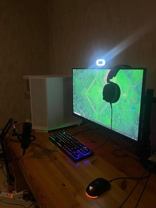Gaming Setup in perfecte staat, Computers en Software, Desktop Pc's, Zo goed als nieuw, SSD, 16 GB, Gaming, Ophalen