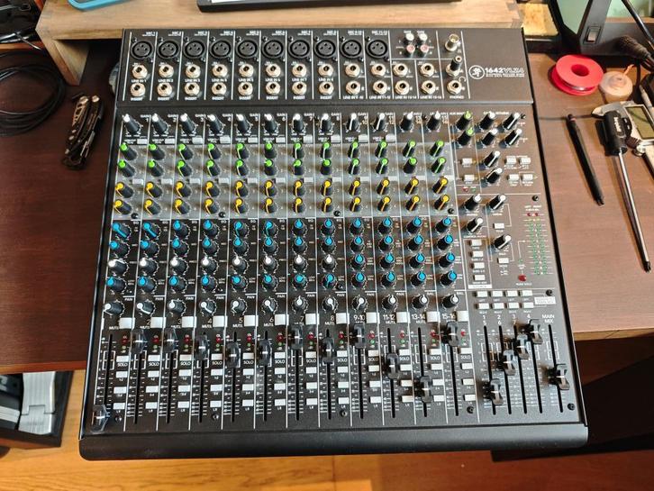 Mackie 1642VLZ4, Muziek en Instrumenten, Mengpanelen, Zo goed als nieuw, 10 tot 20 kanalen, Microfooningang, Ophalen of Verzenden