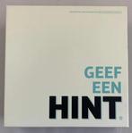 Geef een Hint Partyspel Gezelschapsspel Bezzer Wizzer Studio, Verzenden, Zo goed als nieuw
