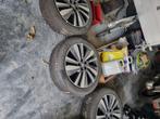 19 inch velgen met all seasons banden peugeot 3008/5008., Auto-onderdelen, Banden en Velgen, Gebruikt, 205 mm, All Season, Band(en)