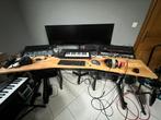 Bureau home studio, Muziek en Instrumenten, Ophalen, Zo goed als nieuw