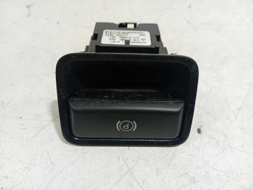 HANDREM ONTGRENDELING Mercedes-Benz A (W176) (A2469050451) beschikbaar voor biedingen