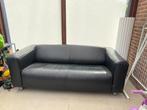 Canapé 2 places KLIPPAN IKEA en cuir noir – bon état – non-f, Ophalen, Gebruikt, 150 tot 200 cm, Tweepersoons