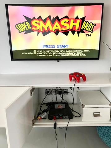 Nintendo 64 game Super Smash Bros