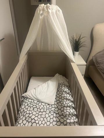 Kinderbed Quax taupe, Enlèvement, Comme neuf, Matelas