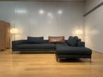 Design on Stock Aikon Lounge Hoekbank – NP: €7.500, Huis en Inrichting, Zetels | Zetels, Hoekbank, 300 cm of meer, 75 tot 100 cm