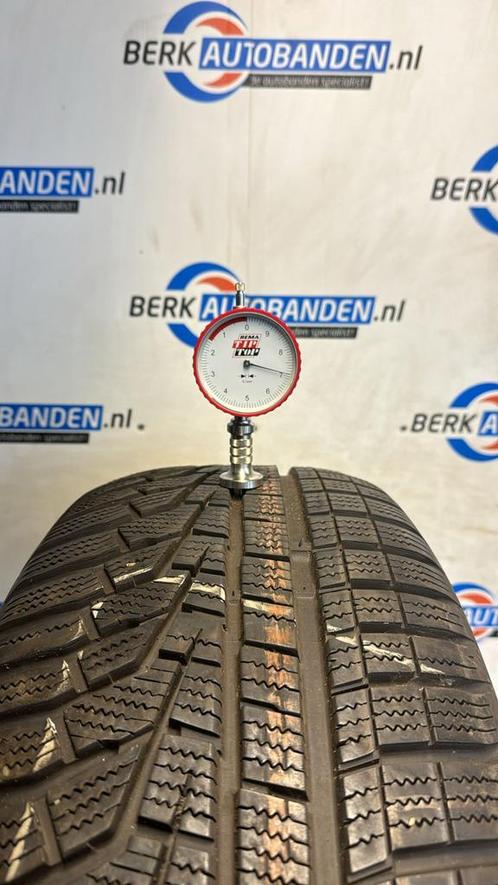 2x Hankook Winter I*cept Evo 2 SUV 235/60 R17 106H 235/60/17, Auto-onderdelen, Banden en Velgen, Band(en), Winterbanden, 17 inch