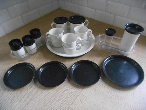 tupperware - koffieservice - enz... (stacaravan) K, Huis en Inrichting, Keuken | Tupperware, Ophalen of Verzenden