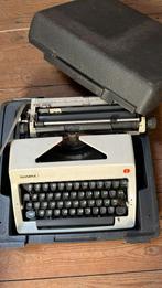 Oude typmachine, Diversen, Ophalen