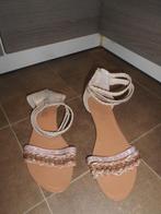 Mooie platte sandalen / Maat 40., Ophalen of Verzenden, Zo goed als nieuw
