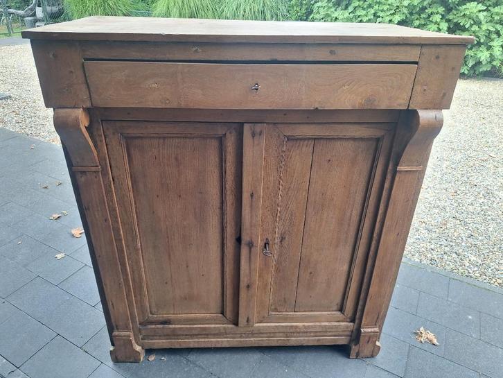 Stevige mooie antieke eiken kast, Antiek en Kunst, Antiek | Meubels | Kasten, Ophalen
