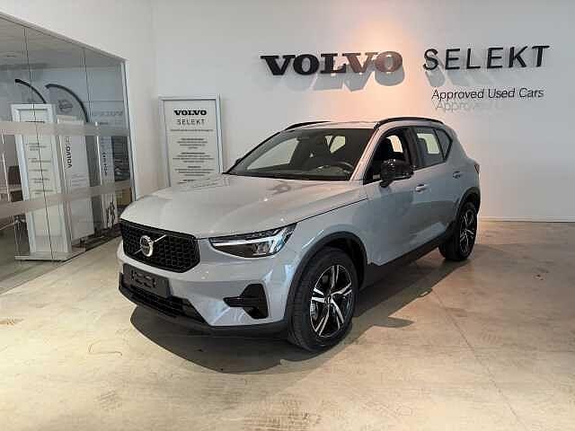 Volvo XC40 Plus, B3 Mild hybrid, Benzine, Dark, Auto's, Volvo, XC40, ABS, Airbags, Bluetooth, Centrale vergrendeling, Cruise Control