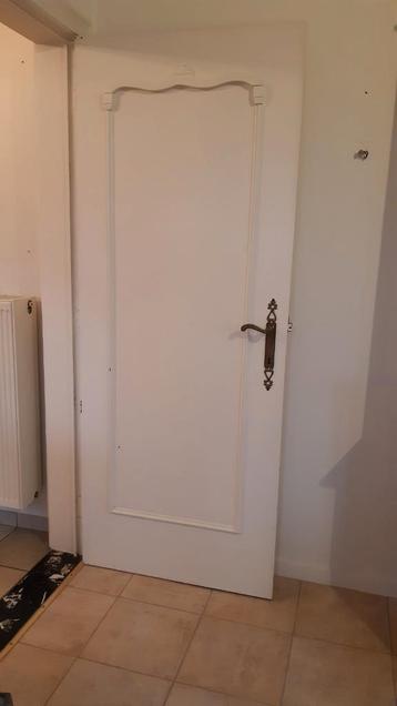 Houten binnendeur beschikbaar voor biedingen